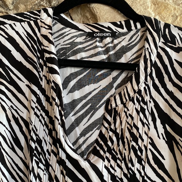 Olsen zebra print blouse - XL - Picture 2 of 3